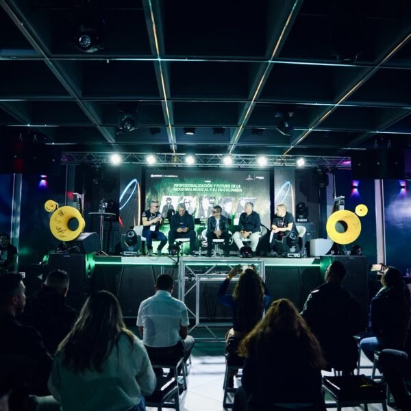 65cb01f0-07b8-4ccc-bbcd-71d0a71e359d