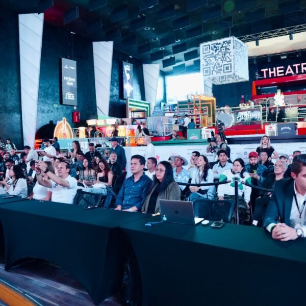 eaf2a4fe-6e00-4ea1-80e1-96550e162134